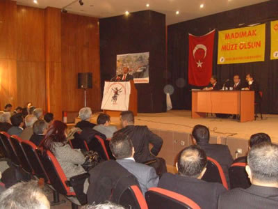 Aleviler: 'Para bizi bozar' 