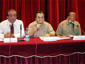 Alevilerden "Nasıl Bir Türkiye İstiyorsunuz" toplantısı