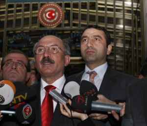 'Alevi-Sunni ayrımına karşıyız'