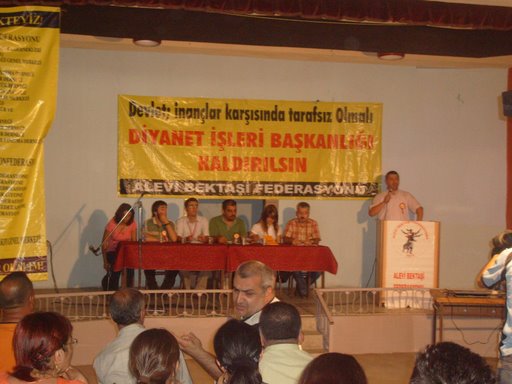 1. Alevi Gençlik Forumu Gerçekleştirildi