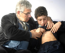 Alevi öğrenciyi döven öğretmene "kınama" cezası