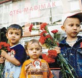 "Ülkemizin Vicdanı 2 Temmuz'da Alanlarda olacak, Madımak Oteli'nin önünde buluşacak"