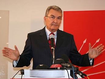 BAYKAL : Ciğeri kediye emanet ederim, laikliği sana emanet etmem