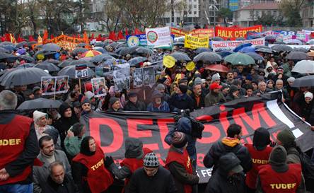 Dersim mitinginde CHP ve Öymen'e tepki 