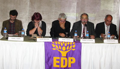 Alevileri özgür bırakın