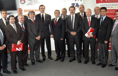 Bakan Çelik Almanya'da