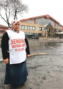 Fethullahçı TV coştu(!): "Emine Arslan Ergenekon tertibi, krizi de sendikalar çıkardı!"