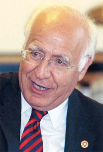 AKP Milli Görüş gömleğini çıkaramaz