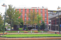 'Dubai modeli içki' satan otele 3 gün kapatma