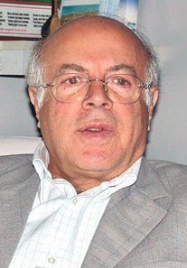 Alevilerden istifaya destek