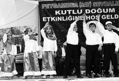 Takkeli türbanlı minikler