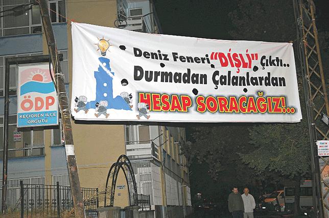 Pankart görmeye hiç dayanamıyorlar!