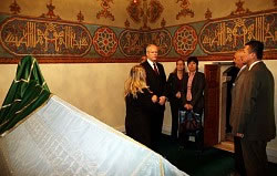 ABD Büyükelçisi Jeffrey, Hacıbektaş Veli Müzesi'ni Ziyaret Etti