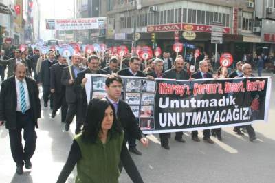 Maraş'ı unutturmamak için 30 yıl sonra sokağa