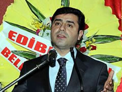 "Fethullahçı imamların arkasında kimse saf tutmasın" 