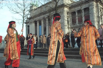 Parlamento önünde 'Bin Kadın Bin Mum' 