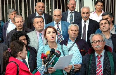 18 yıldır süren Madımak davası yine ertelendi