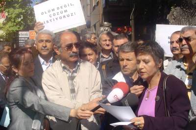 Yüksel'de 'Tezkereye hayır' çağrısı