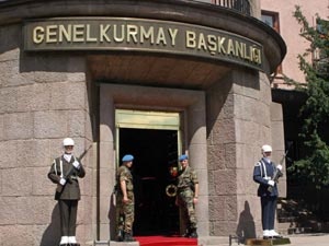 TSK'ya sanal alemden saldırı