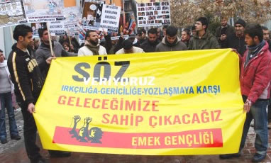 Tunceli'de öğrencilerden AKP'ye protesto