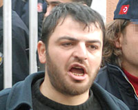 Birine müebbet birine tahliye