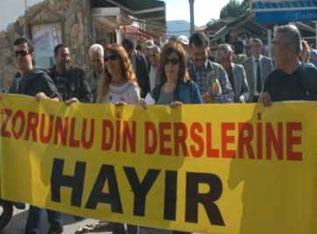 Bodrum'da zorunlu din derslerine karşı eylem